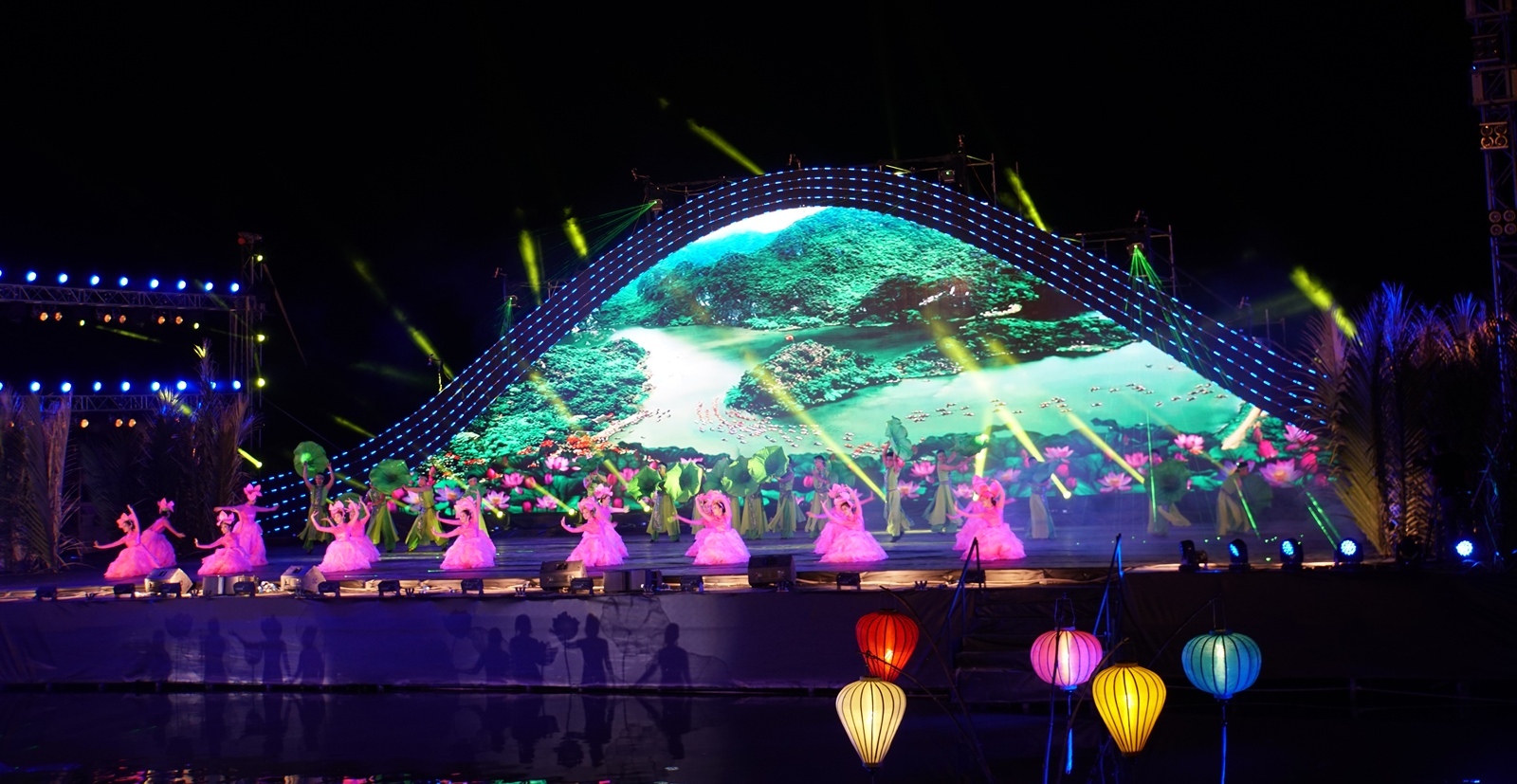 To chuc khai mac be mac